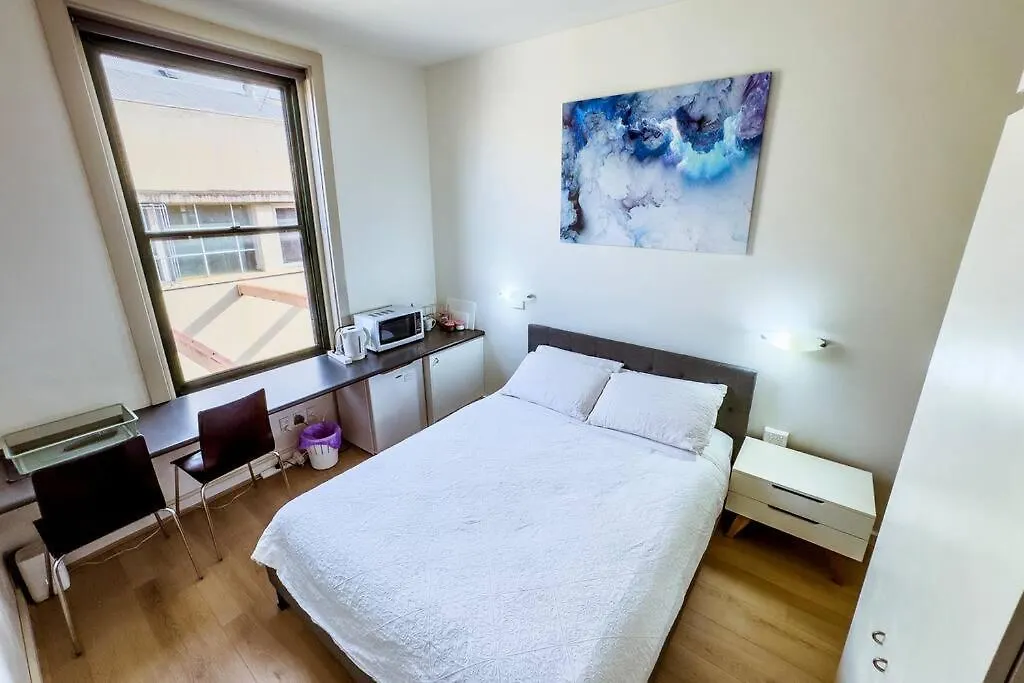 City Studio With Netflix Premium 4K And Memory Foam Bed Adelaide 0*,  Australia